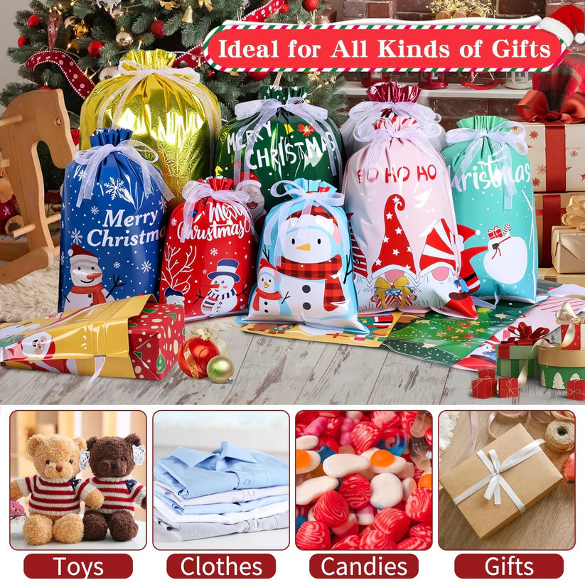 Christmas Gift Bags – Foil 32-Pack